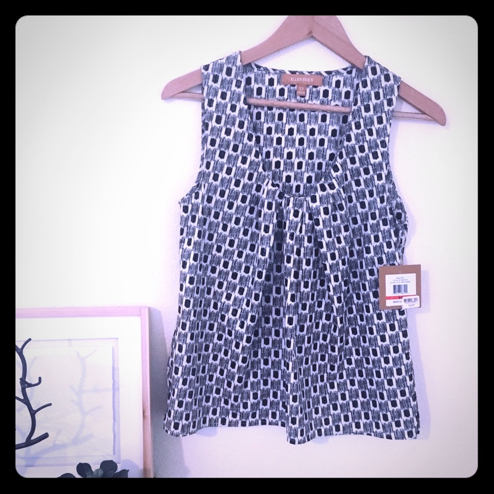 NWT Ellen Tracy black & white sleeveless blouse